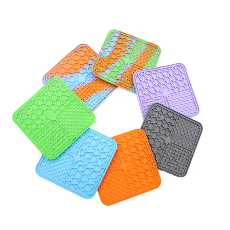 Silicone Lick Mat for Dogs – Slow Feeder & Bath Time Distraction Pad!