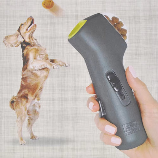 Interactive Treat Launcher – A Fun & Engaging Way to Reward Your Pet!